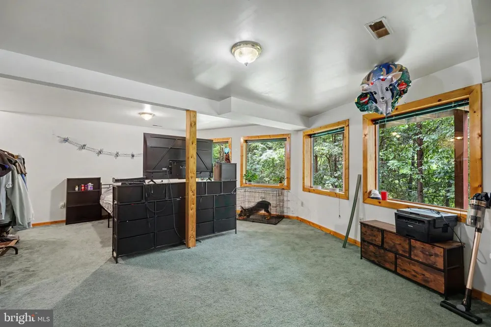 186 HIGH KNOB ROAD Front Royal, VA 22630