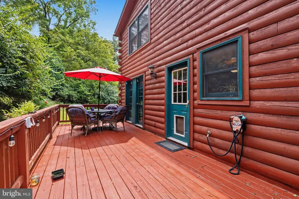 186 HIGH KNOB ROAD Front Royal, VA 22630