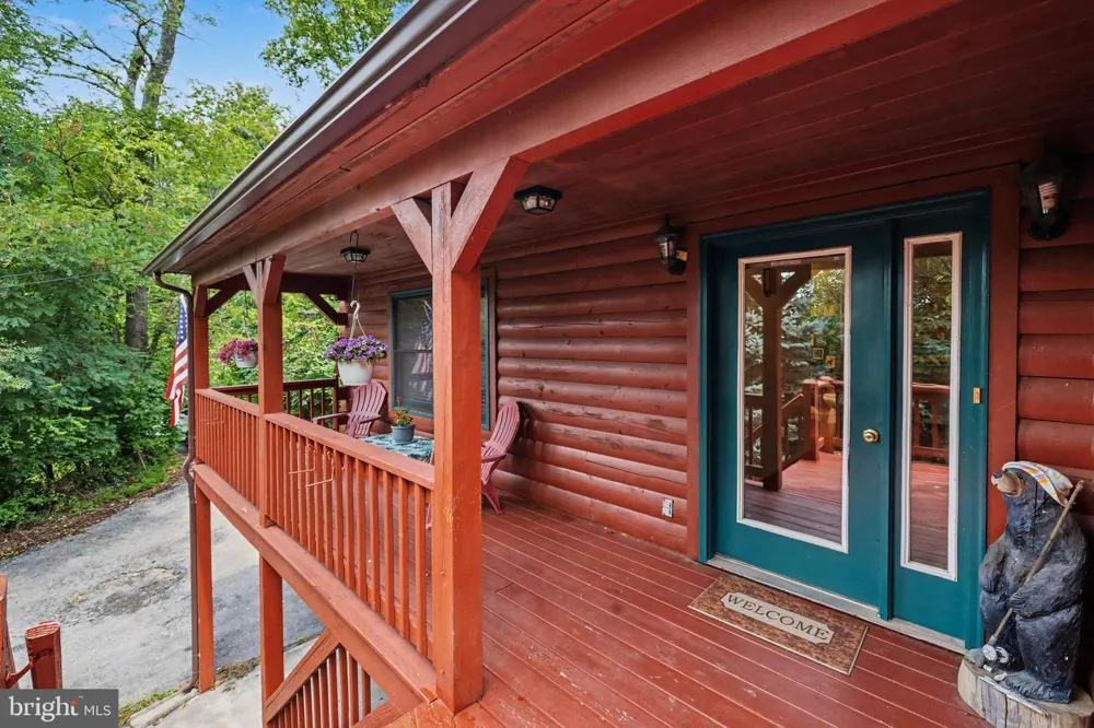 186 HIGH KNOB ROAD Front Royal, VA 22630