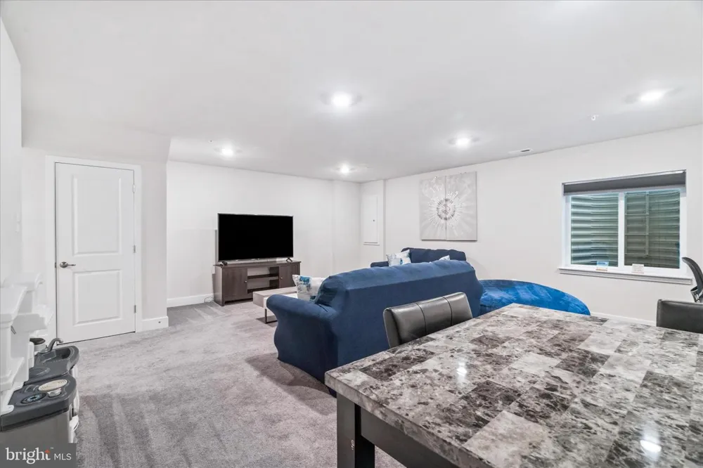 1309 CRAMPTON PLACE Brunswick, MD 21716