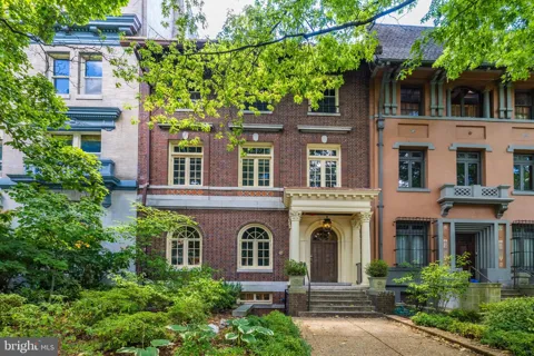 1848 BILTMORE STREET NW #4