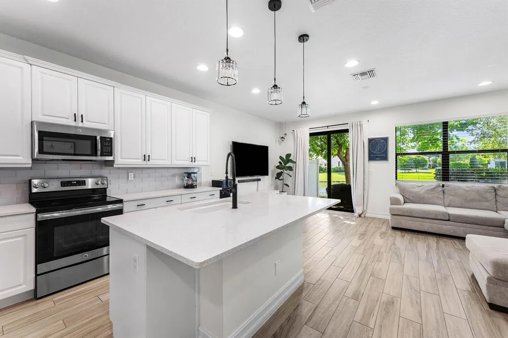 10175 Akenside Drive Boca Raton, FL 33428