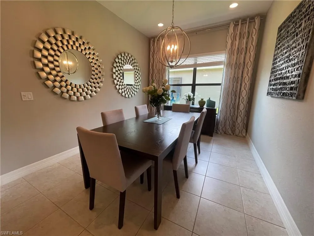 13548 Coronado Drive Naples, FL 34109