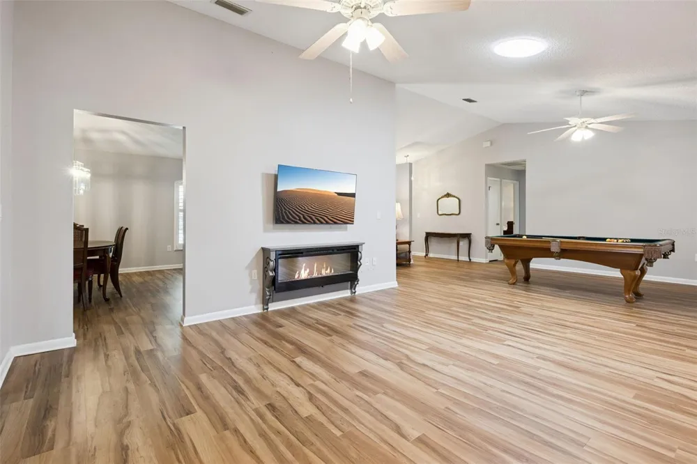 5606 ROSEWALL CIRCLE Leesburg, FL 34748