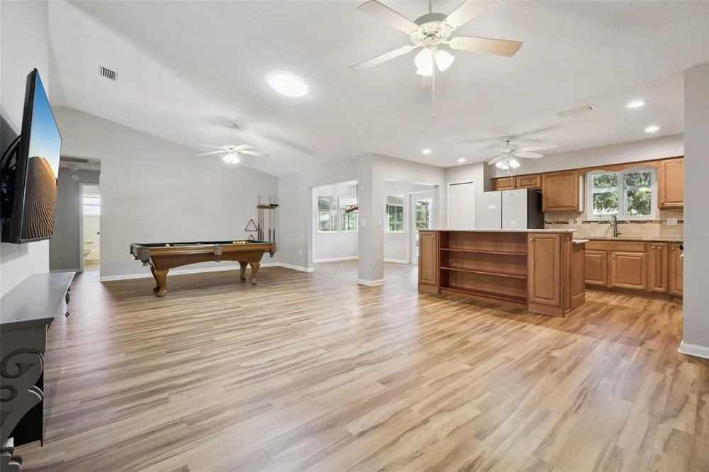 5606 ROSEWALL CIRCLE Leesburg, FL 34748
