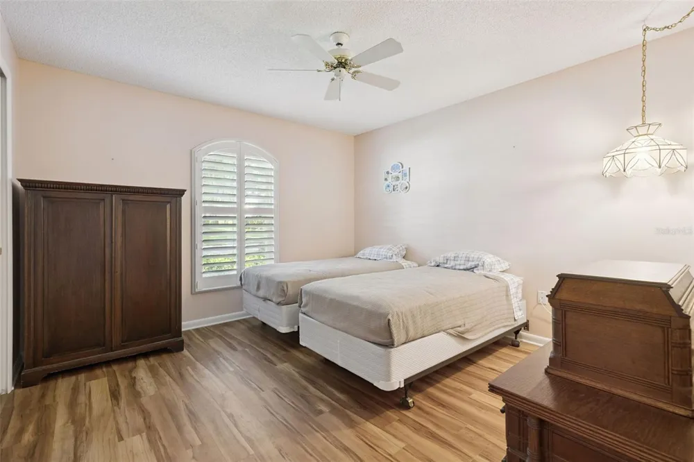 5606 ROSEWALL CIRCLE Leesburg, FL 34748