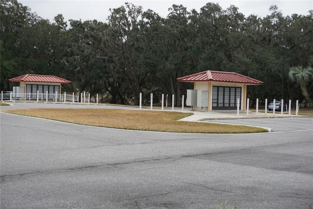 5606 ROSEWALL CIRCLE Leesburg, FL 34748