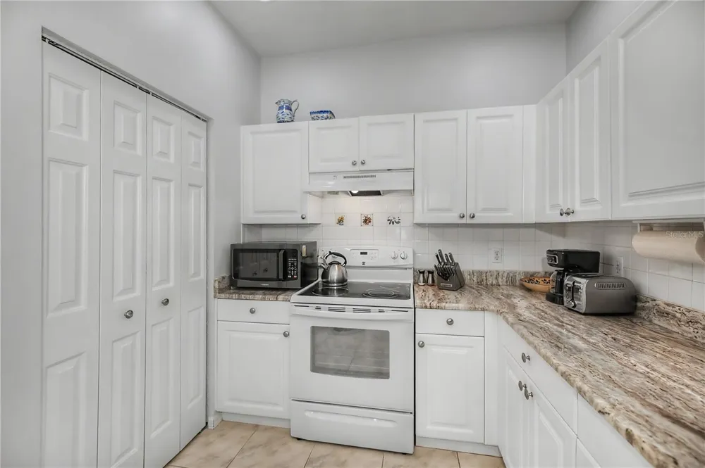 1253 RED OAK LANE Port Charlotte, FL 33948
