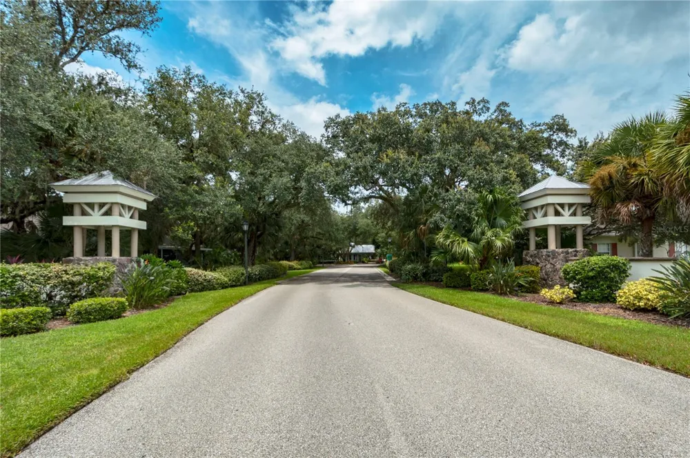 1253 RED OAK LANE Port Charlotte, FL 33948