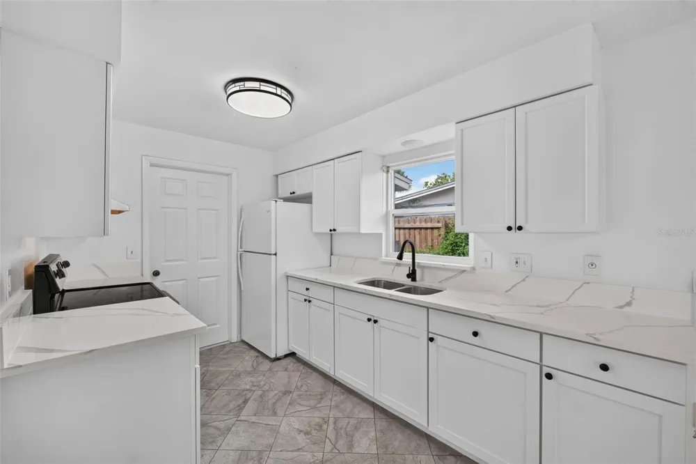 847 JORDAN AVENUE Orlando, FL 32809