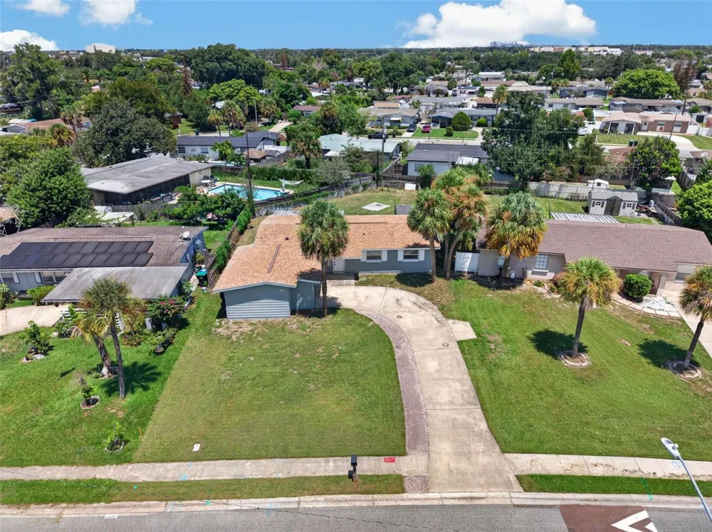 847 JORDAN AVENUE Orlando, FL 32809