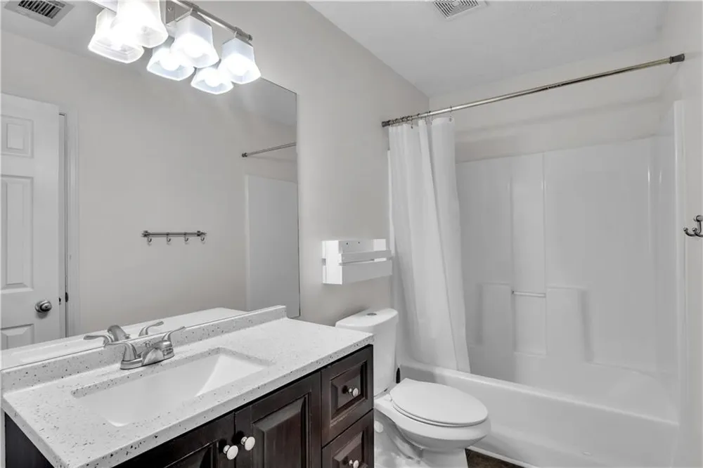 149 Marina Circle Jackson, GA 30233