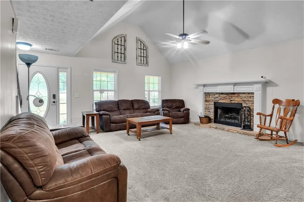 149 Marina Circle Jackson, GA 30233