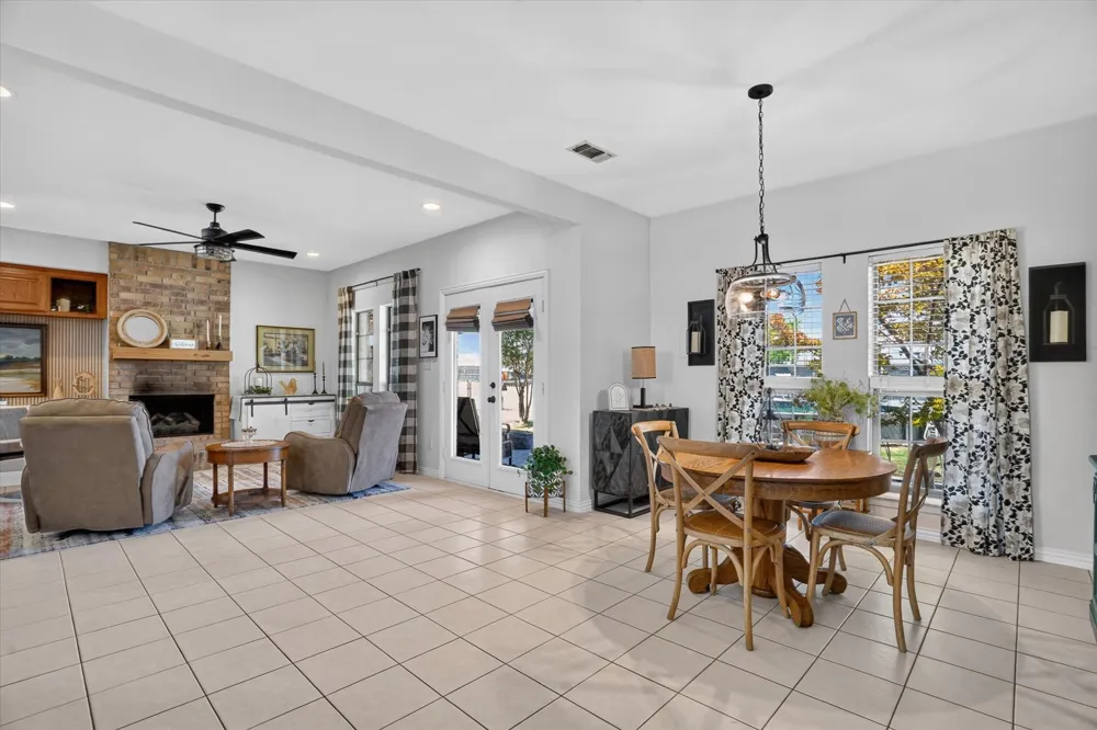 212 Dove Hill Lane Weatherford, TX 76088