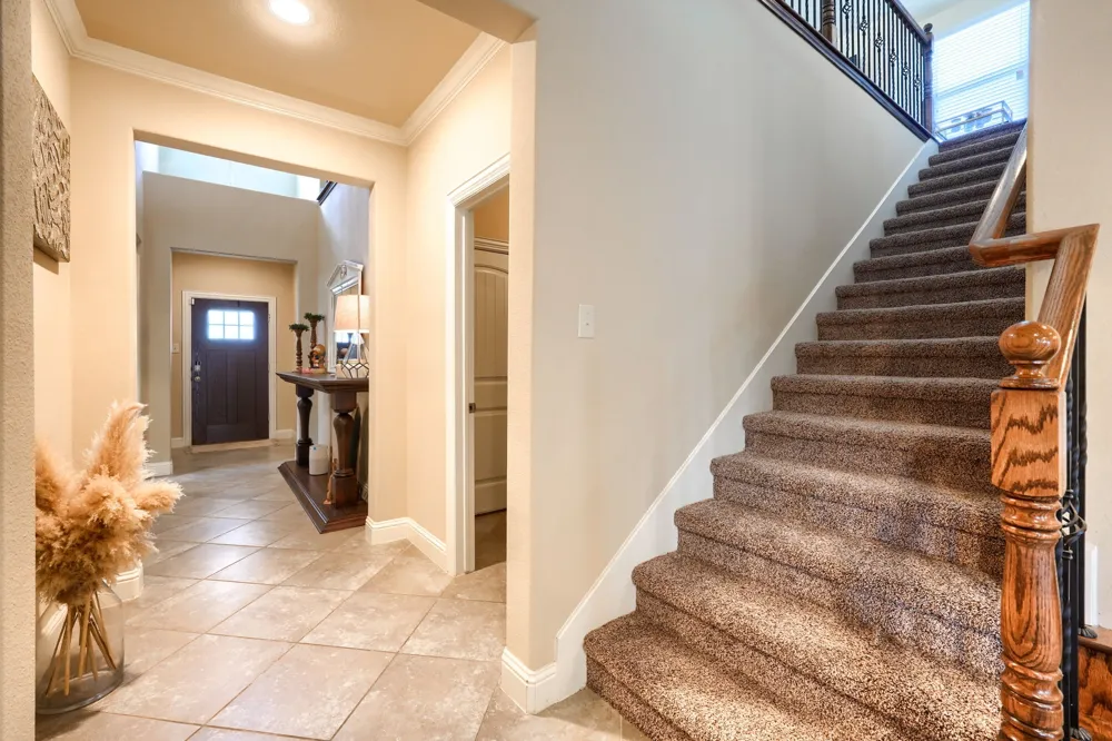 2406 Lucerne Drive Rowlett, TX 75089