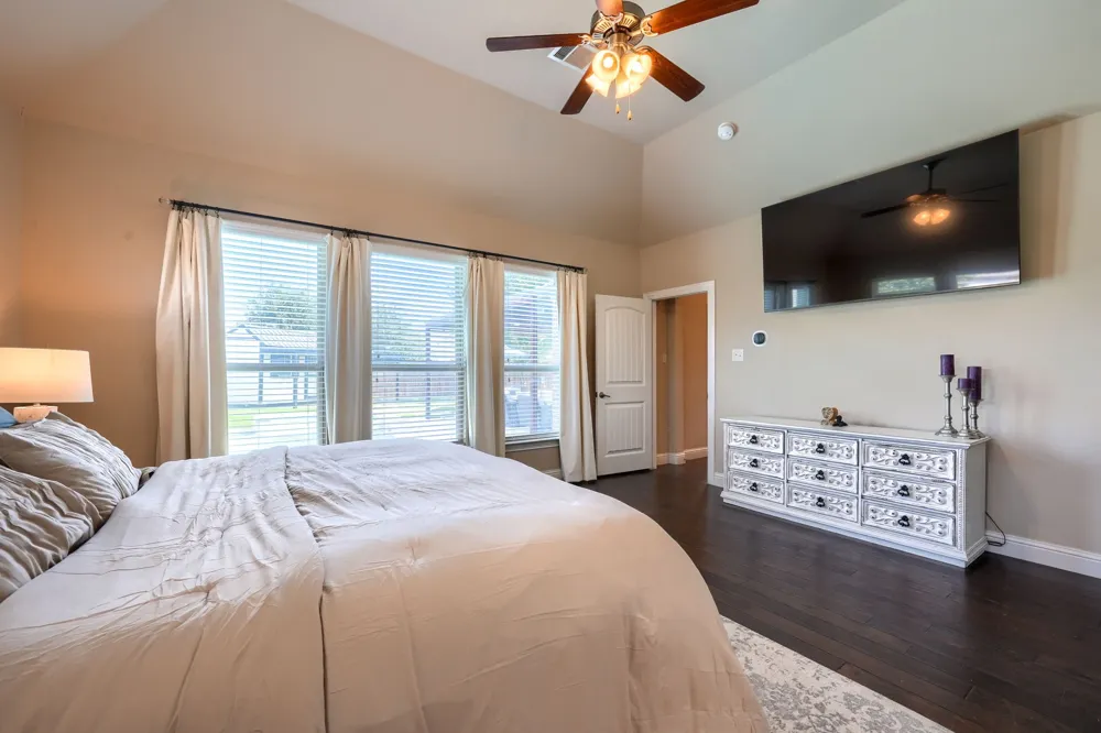 2406 Lucerne Drive Rowlett, TX 75089