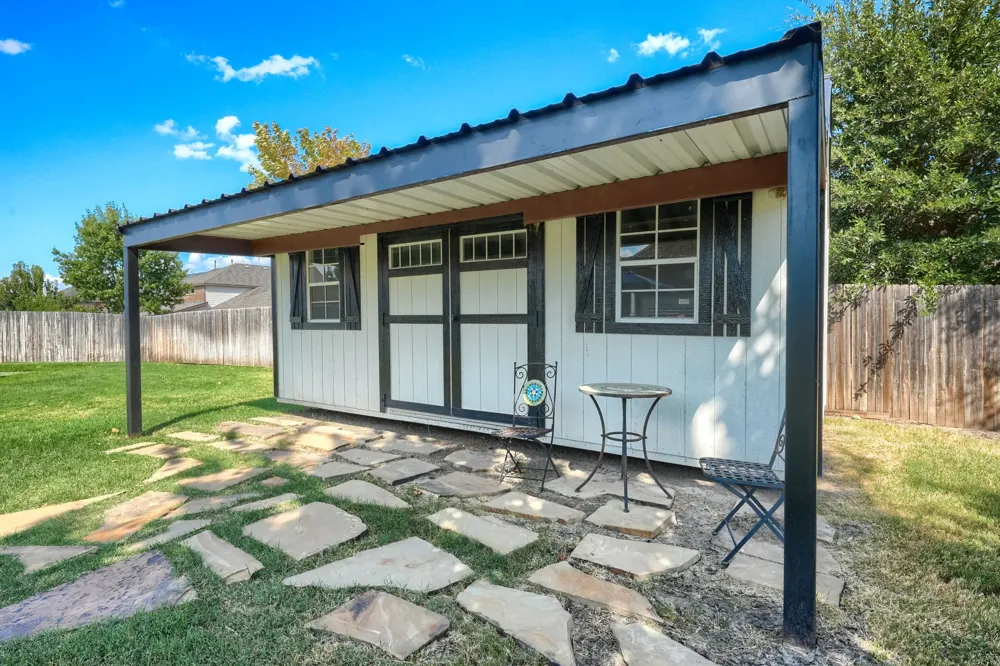 2406 Lucerne Drive Rowlett, TX 75089