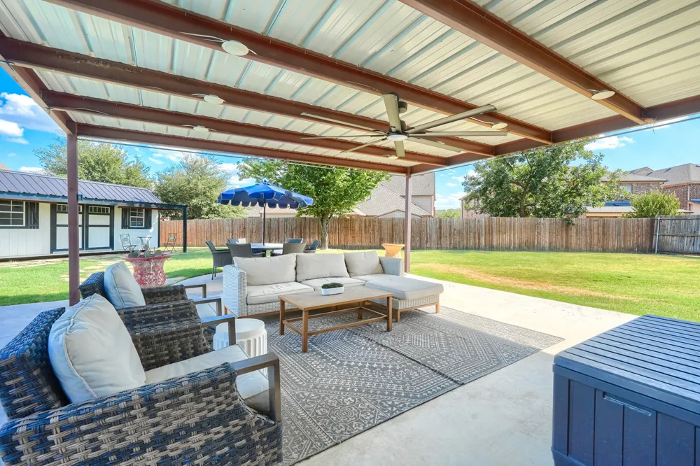2406 Lucerne Drive Rowlett, TX 75089