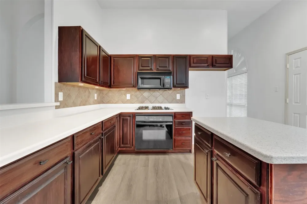 5106 Petersburg Drive Rowlett, TX 75088