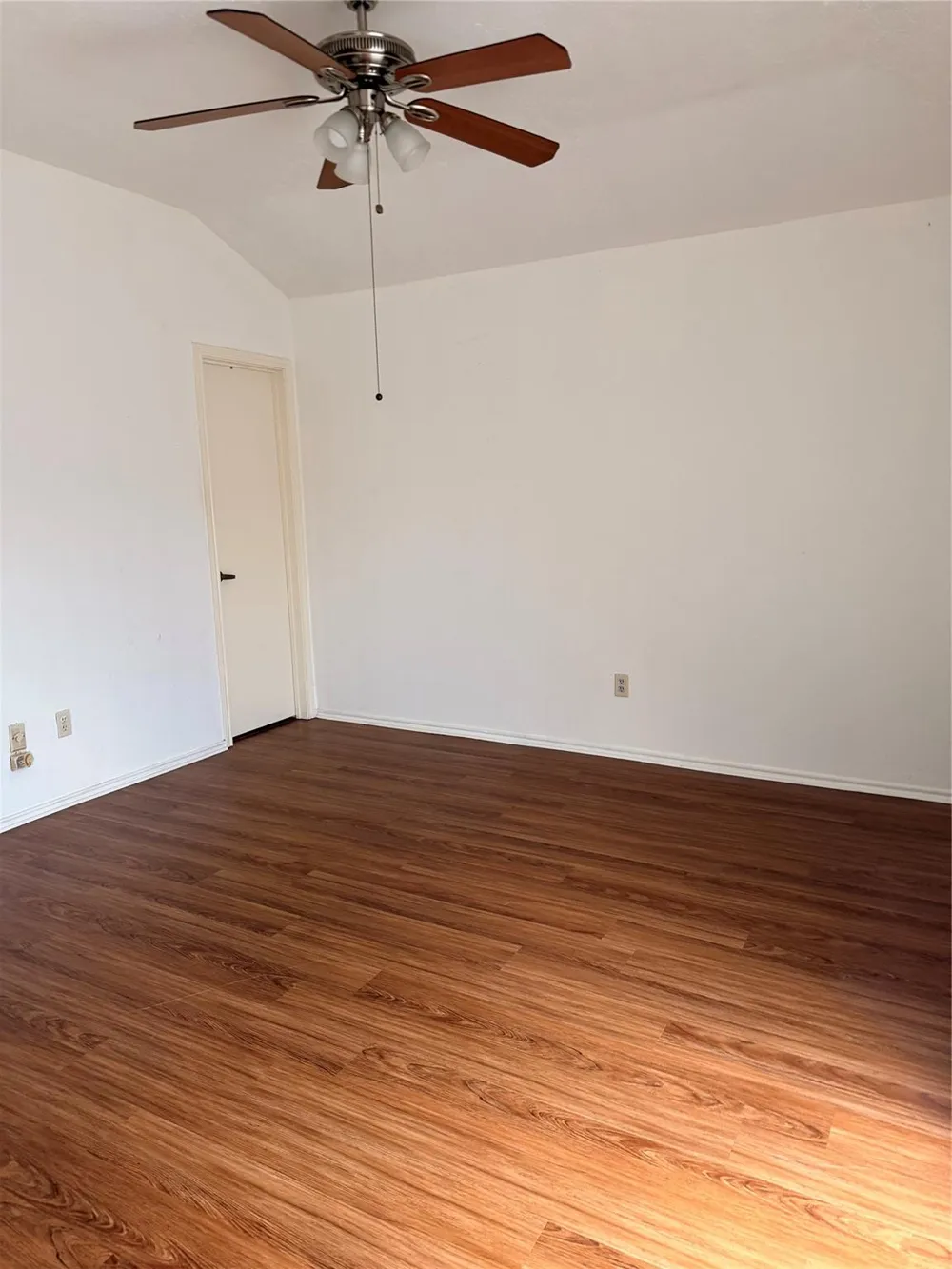 8010 Western Trail Drive Houston, TX 77040