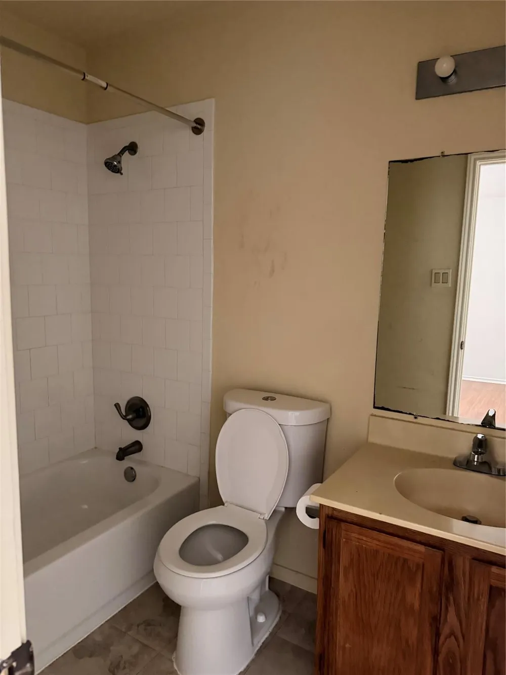 8010 Western Trail Drive Houston, TX 77040