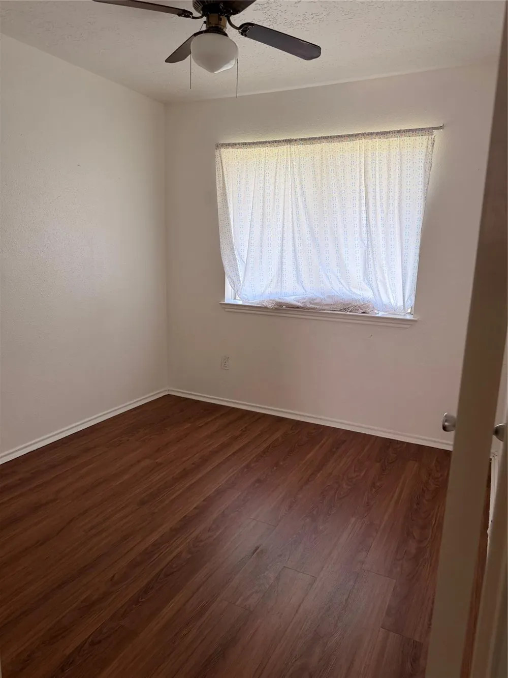 8010 Western Trail Drive Houston, TX 77040