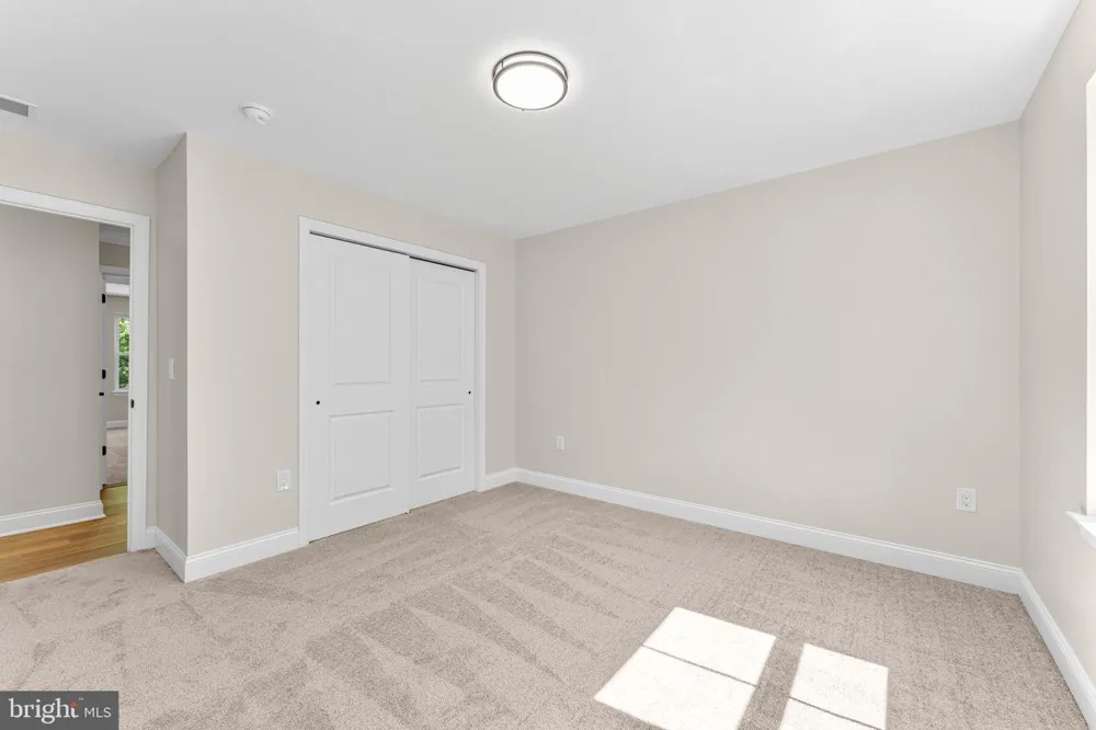 236 LANDING ROAD Clarksboro, NJ 08020