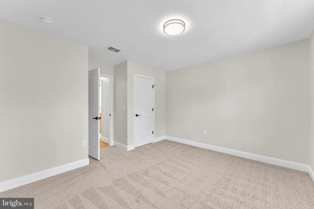 236 LANDING ROAD Clarksboro, NJ 08020