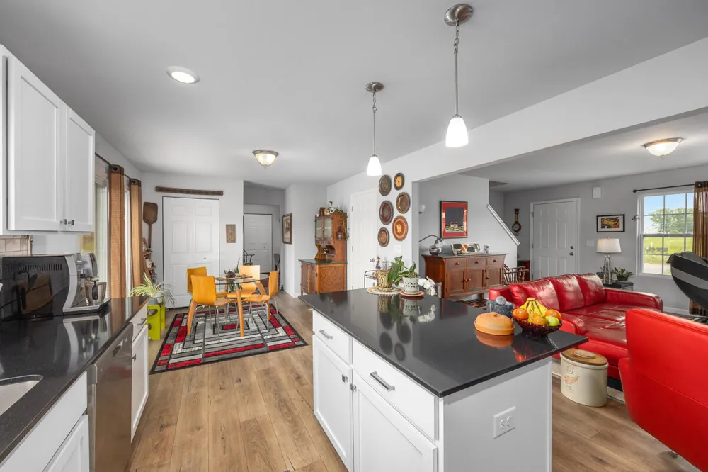 13662 Oasis Avenue Holland, MI 49424