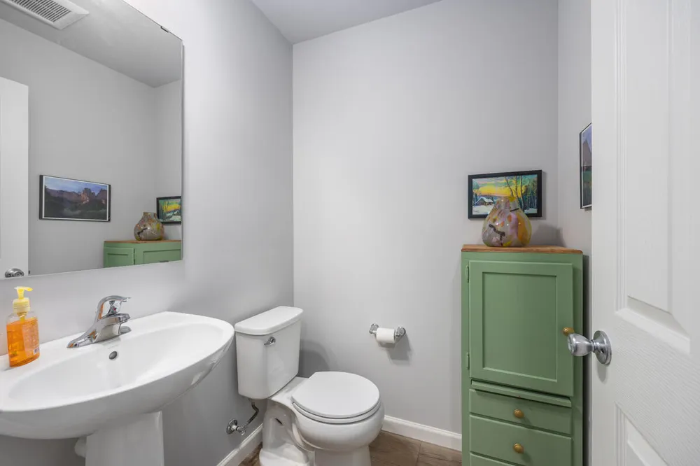 13662 Oasis Avenue Holland, MI 49424