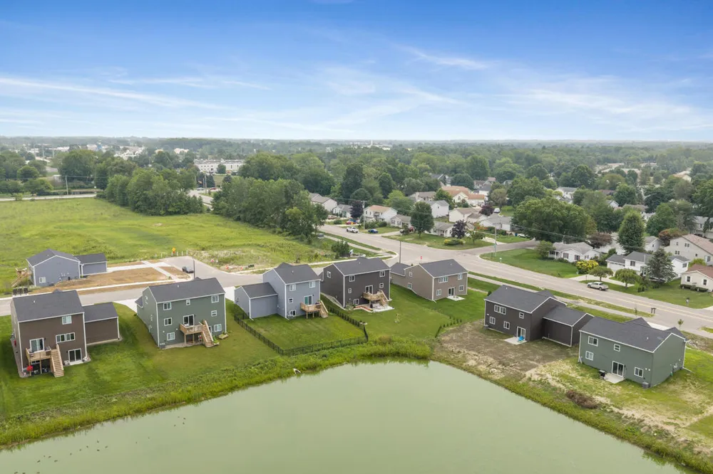 13662 Oasis Avenue Holland, MI 49424