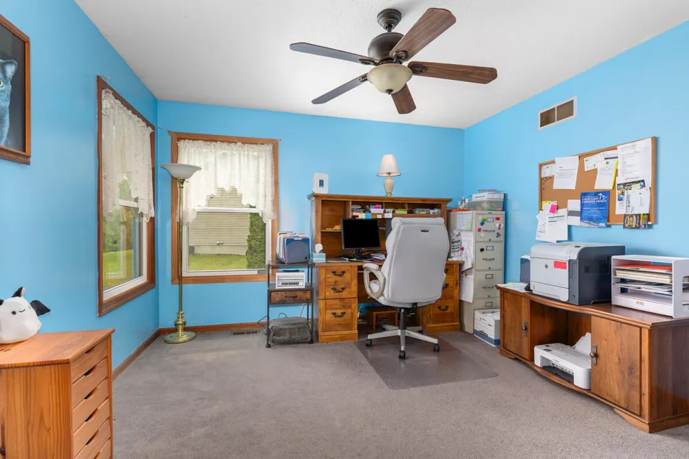 1121 Durango Drive Lansing, MI 48917