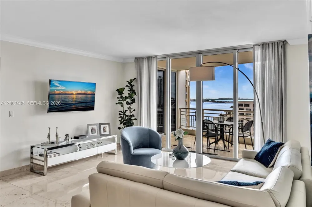 848 Brickell Key Dr #1805 Miami, FL 33131