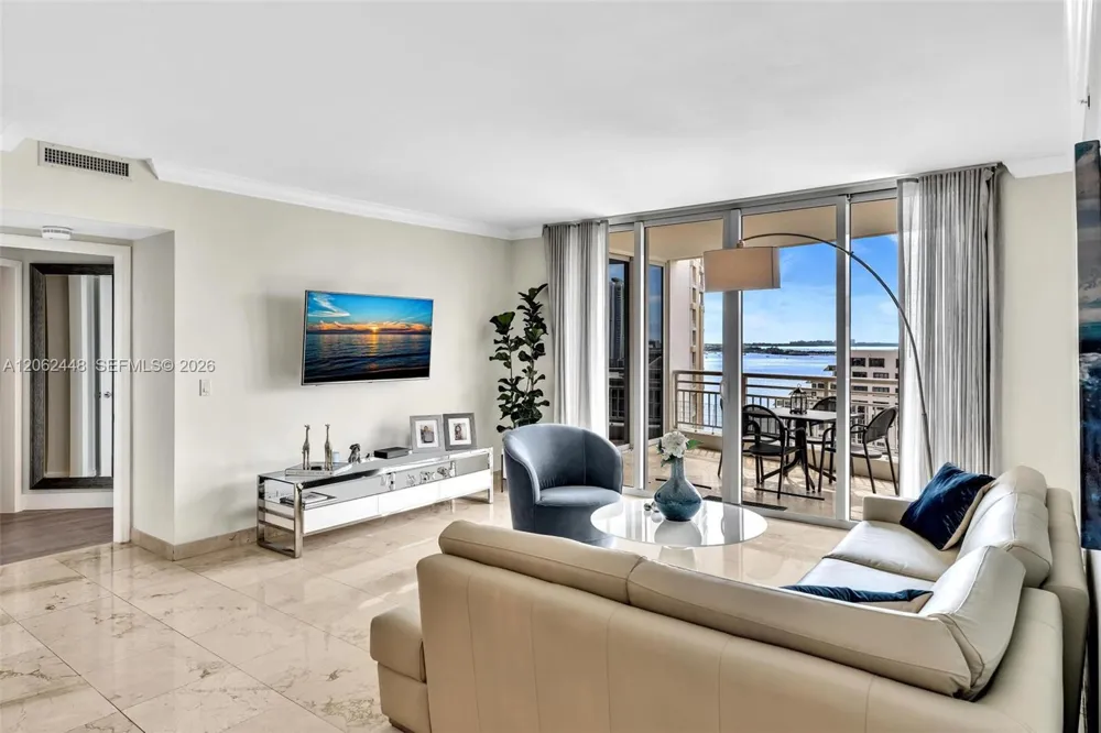848 Brickell Key Dr #1805 Miami, FL 33131