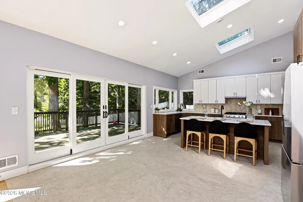 331 Gordons Corner Road Manalapan, NJ 07726