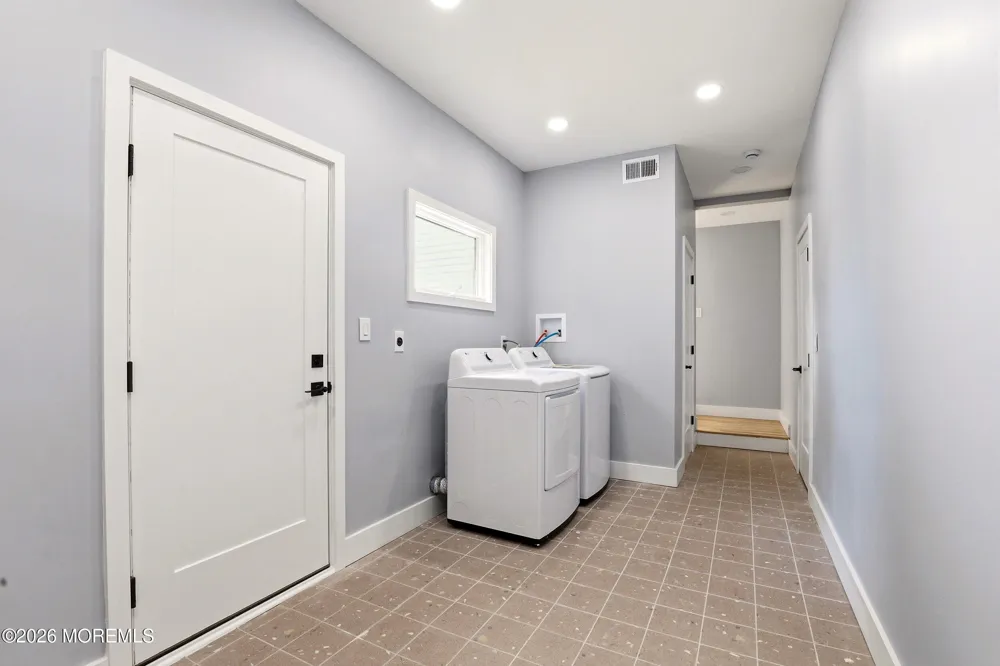 331 Gordons Corner Road Manalapan, NJ 07726