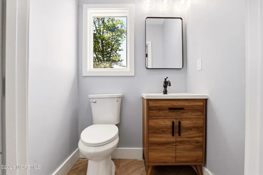 331 Gordons Corner Road Manalapan, NJ 07726