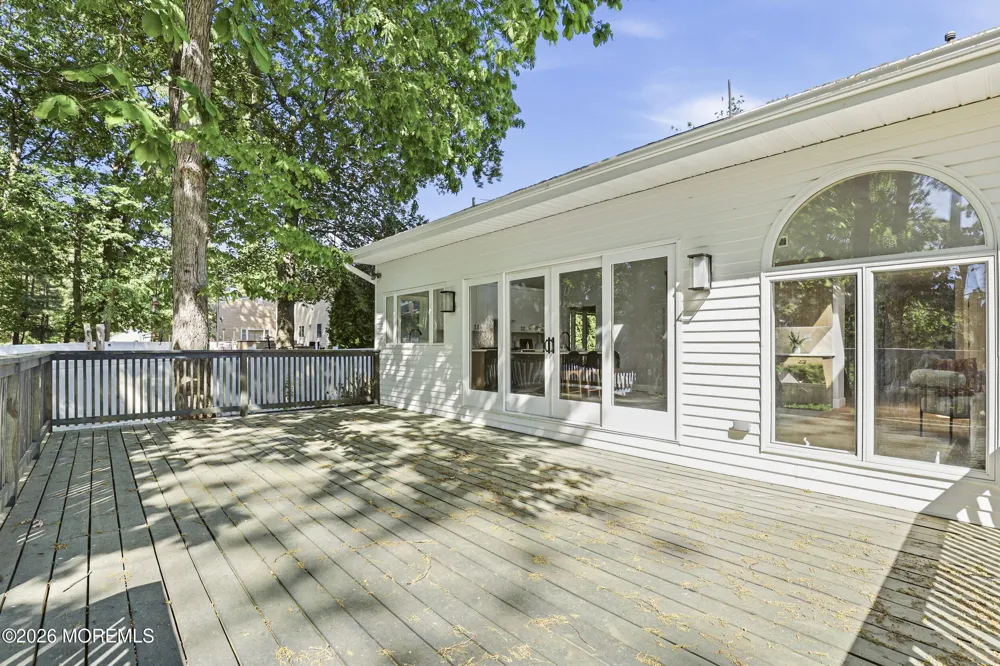 331 Gordons Corner Road Manalapan, NJ 07726