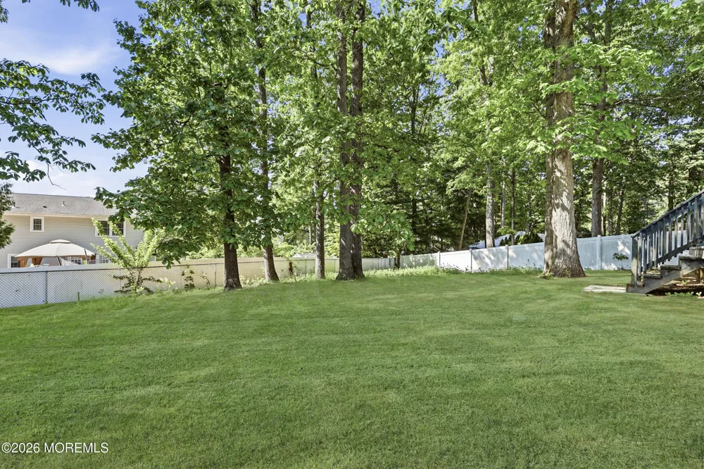 331 Gordons Corner Road Manalapan, NJ 07726