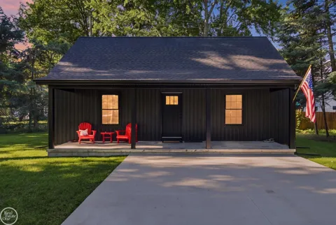 3117 Maplewood Drive