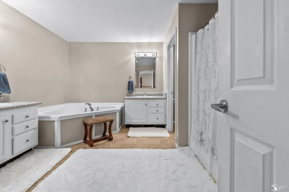 4450 Bent Oak Highway Adrian Township, MI 49221