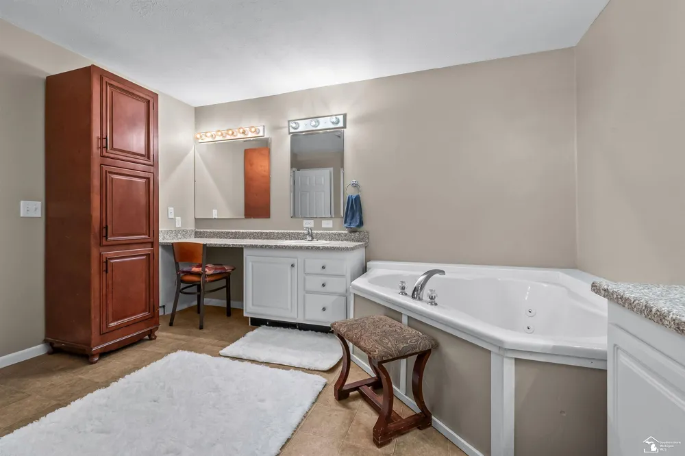 4450 Bent Oak Highway Adrian Township, MI 49221