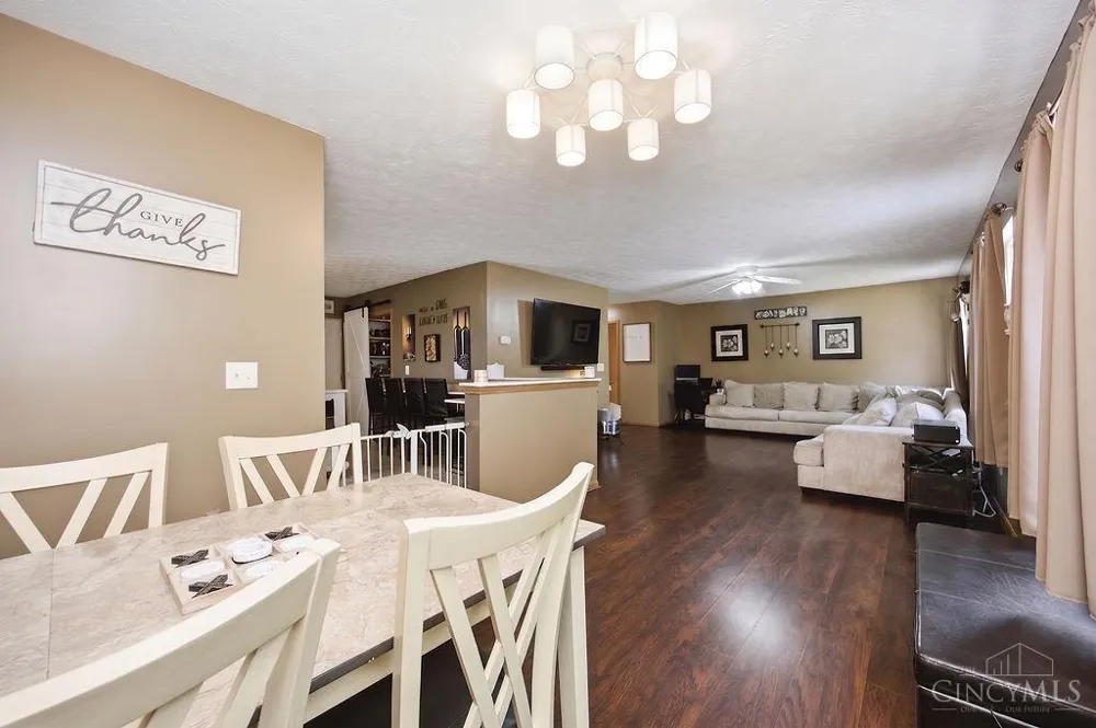 933 Marcia Drive Trenton, OH 45067