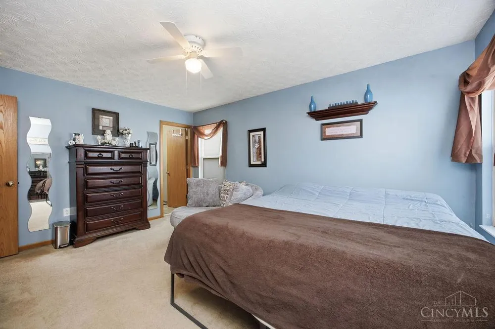 933 Marcia Drive Trenton, OH 45067