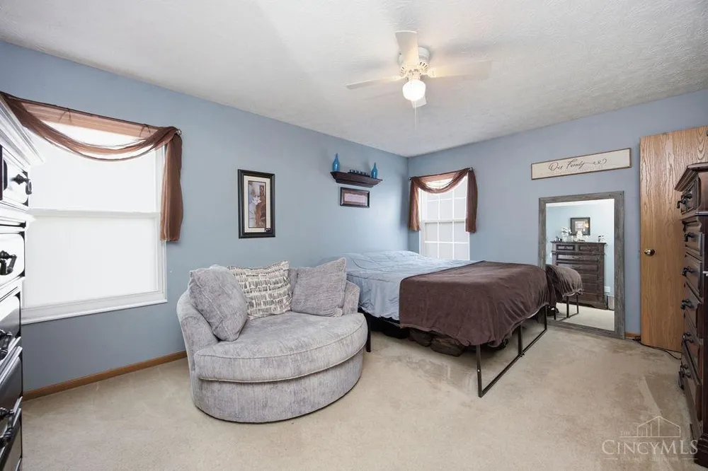 933 Marcia Drive Trenton, OH 45067