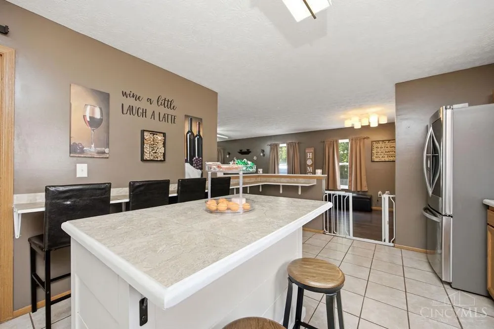 933 Marcia Drive Trenton, OH 45067