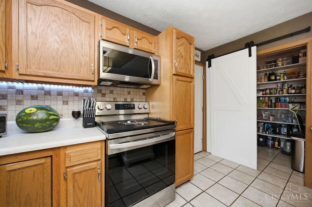 933 Marcia Drive Trenton, OH 45067