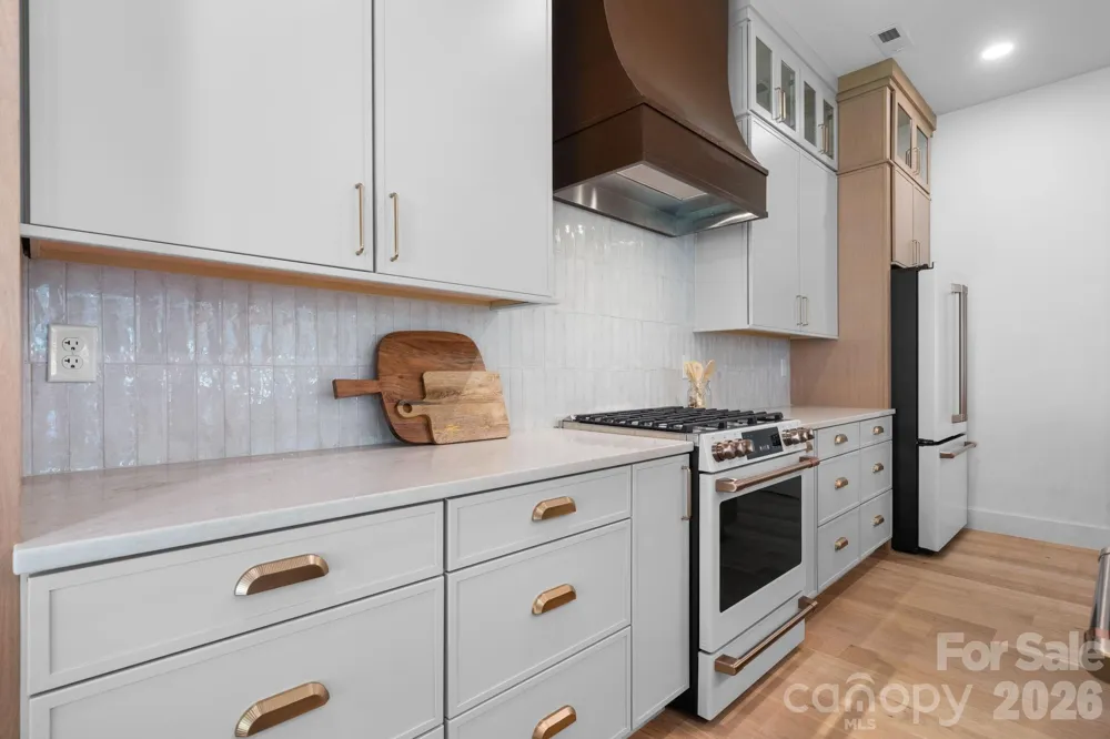 2670 Charleston Court Claremont, NC 28610