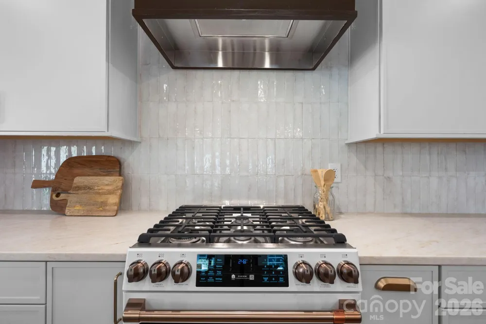 2670 Charleston Court Claremont, NC 28610