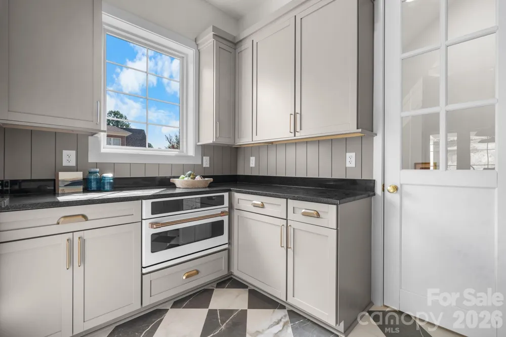 2670 Charleston Court Claremont, NC 28610